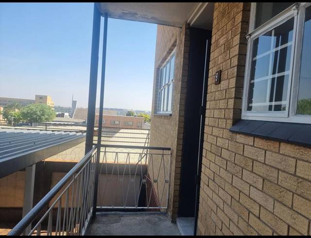 2 BEDROOM APARTMENT FOR SALE IN EDENVALE CENTRAL